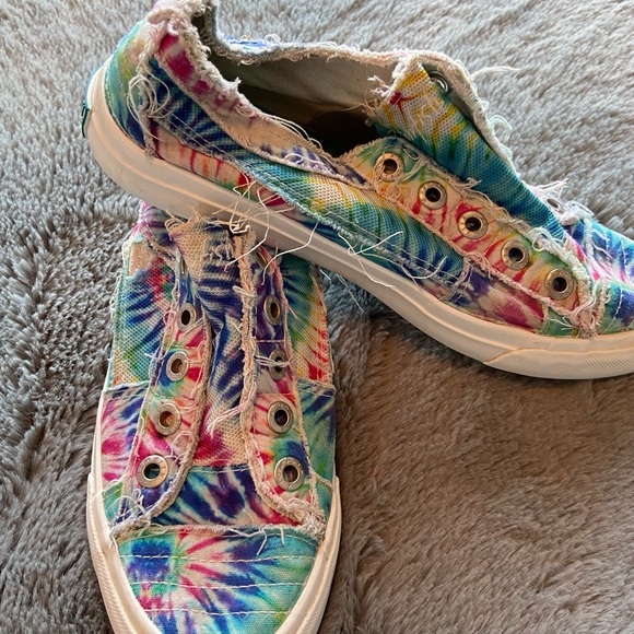 Blowfish Malibu tie-dye flat slip on shoes size 7 - Picture 2 of 6